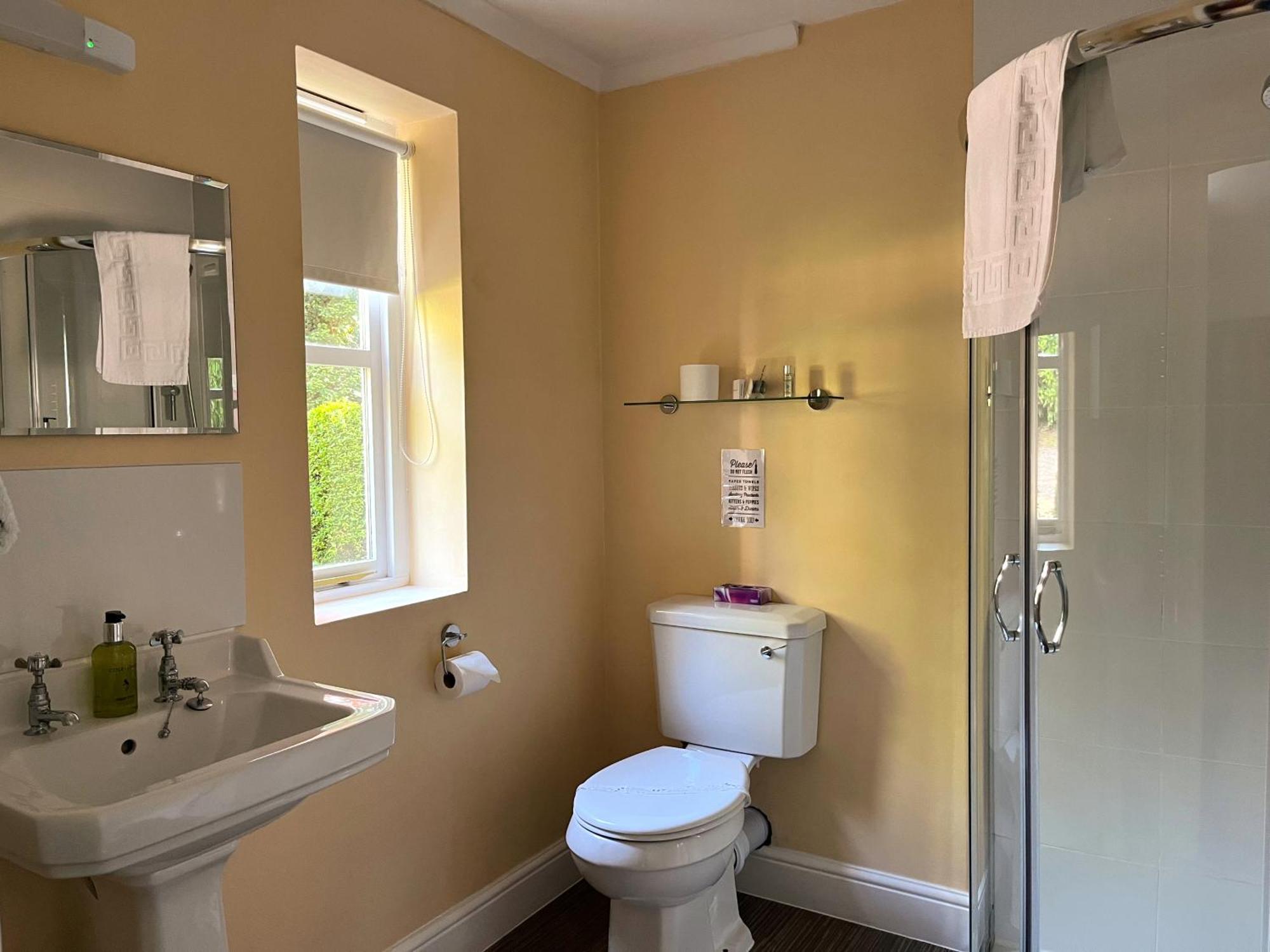 The Cottage Guest House Birchanger Екстериор снимка